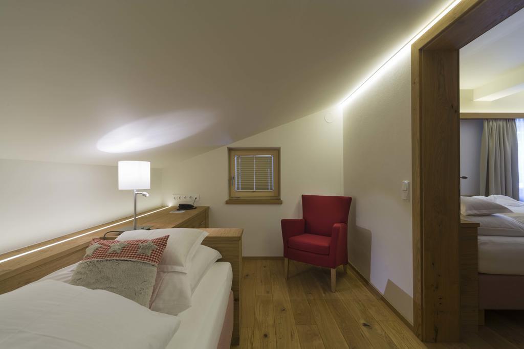 Hotel Garni Panorama Лех ам Алберг Стая снимка